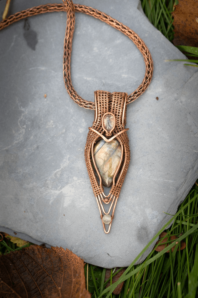 Collier Arrow