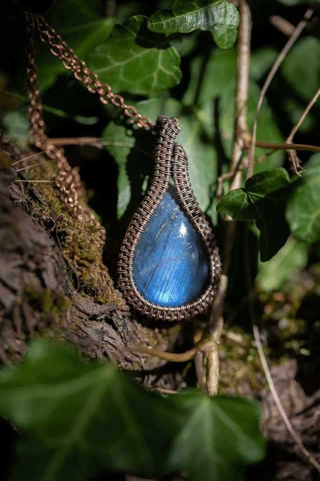 Collier Freyr