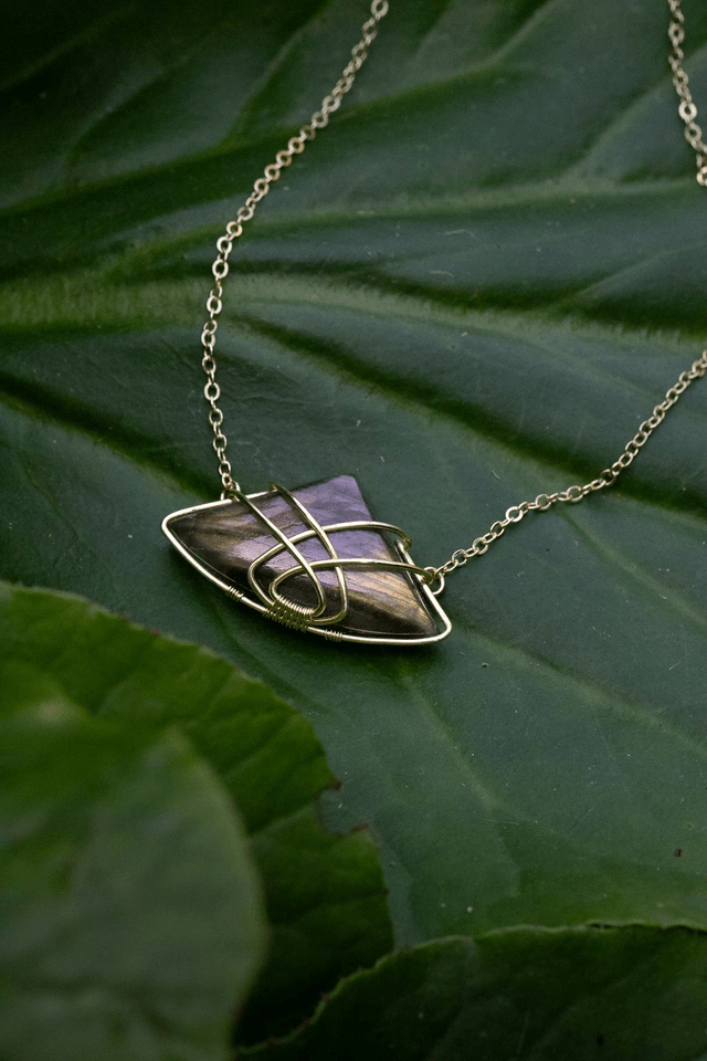 Collier Lotus